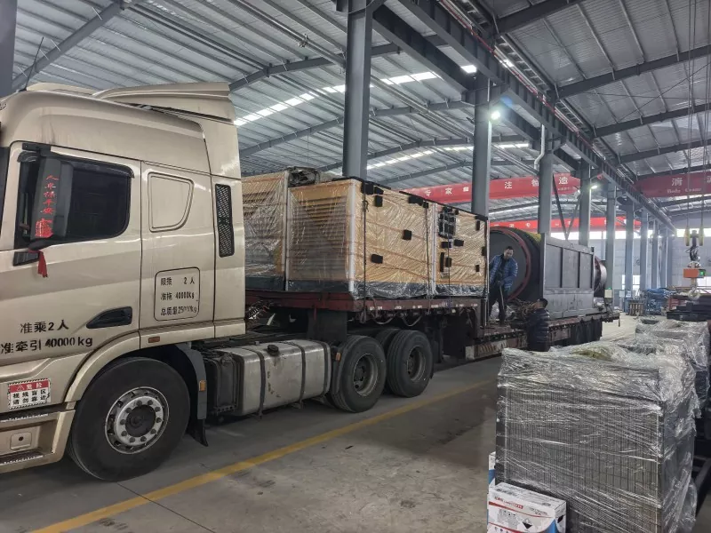 Seoltar Innealra Mianadóireachta Jinqi Baisc de Threalamh Scartha agus Tacaíochta Droim go dtí an Rúis