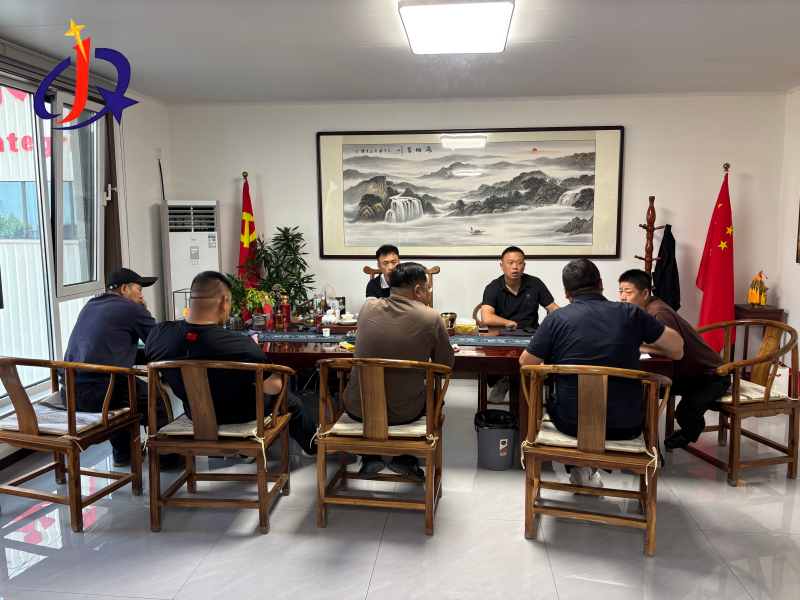 Thug cliaint óir placer Mheiriceá Theas cuairt ar Innealra Mianadóireachta Qingzhou Jinqi le haghaidh iniúchta mhonarcha.